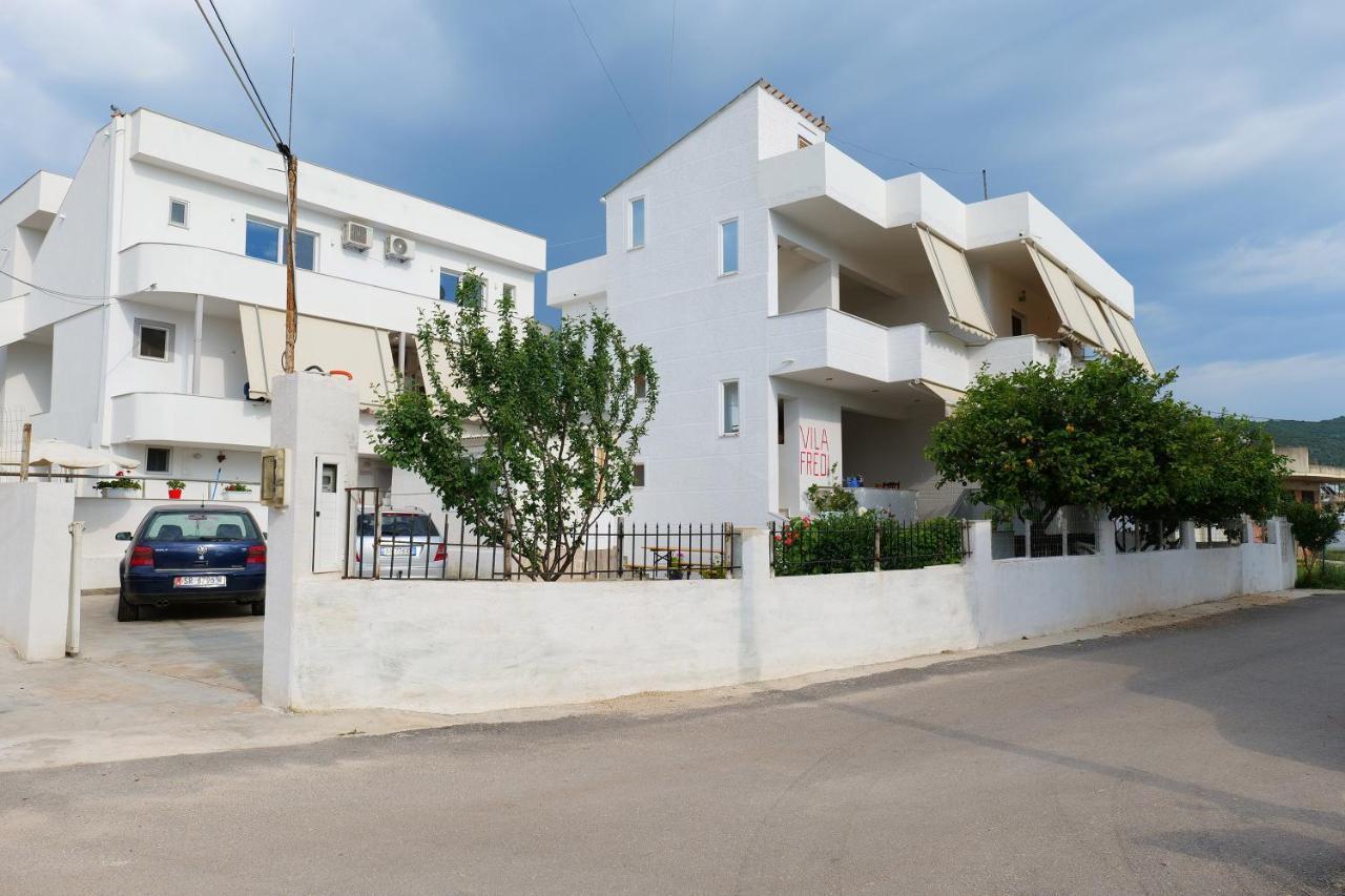 Vila Fredi كساميل المظهر الخارجي الصورة